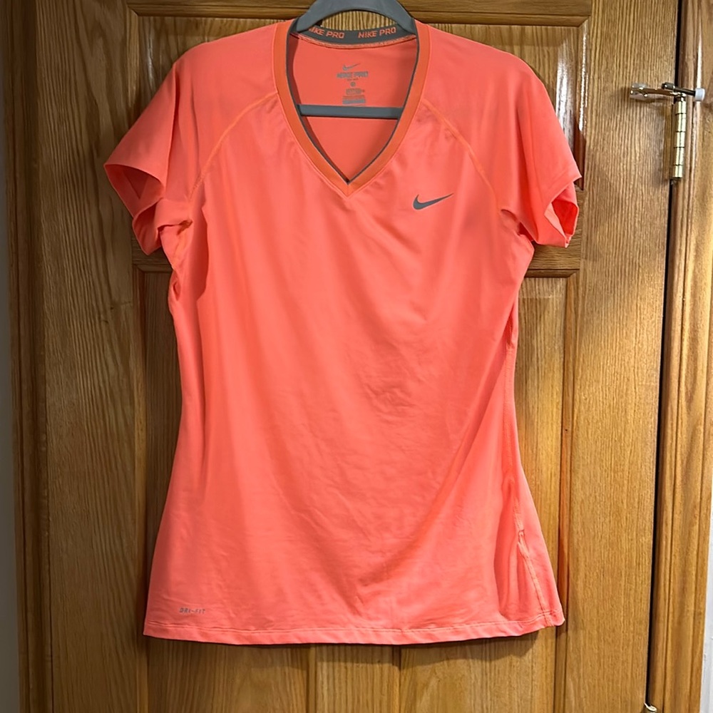 Nike pro dry fit fitted tee